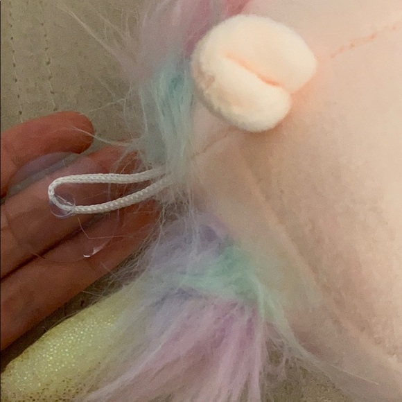 NWOT Baby pink unicorn plush (with heart) - Picture 8 of 9